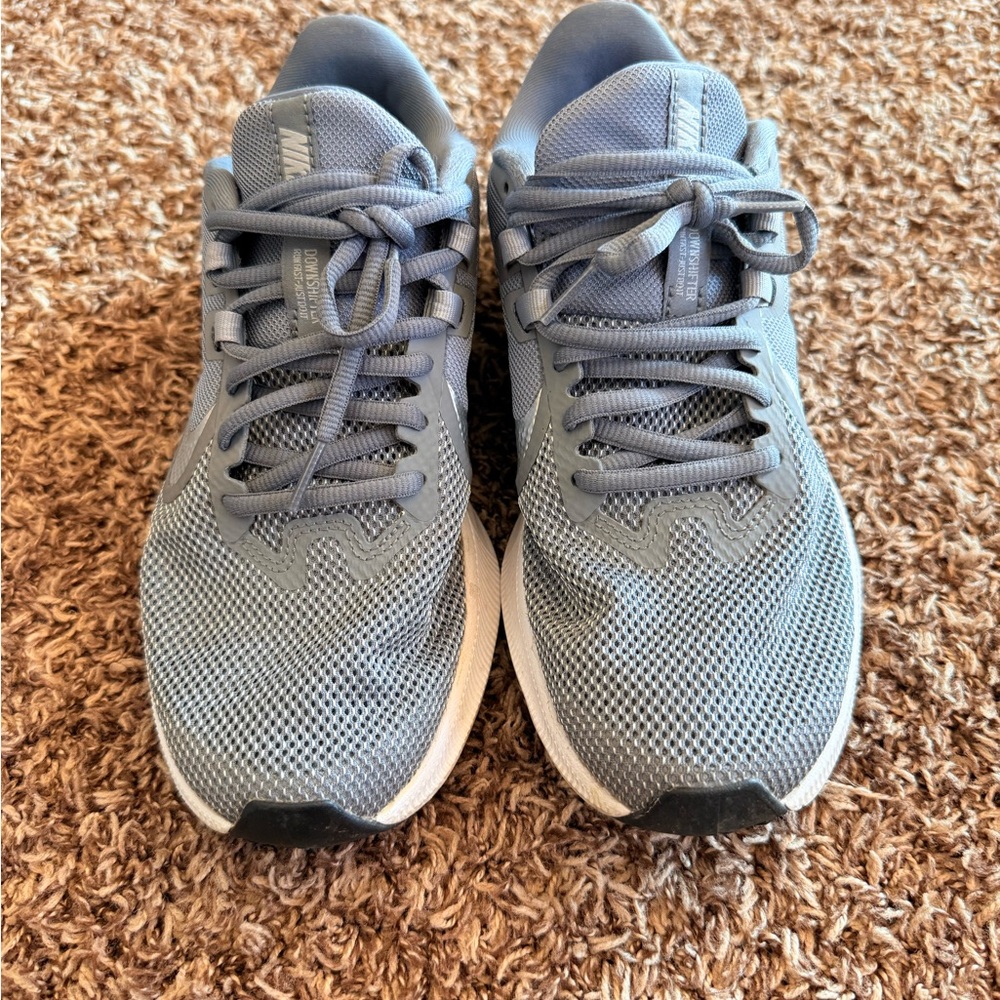 Nike Cool Gray Athletic Sneakers
